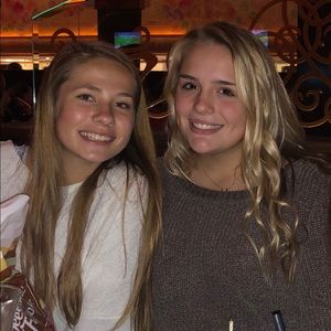 Meet your Posher, Ashley